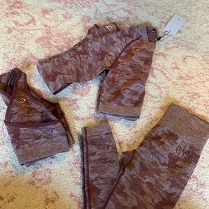 Gymshark camo seamless set